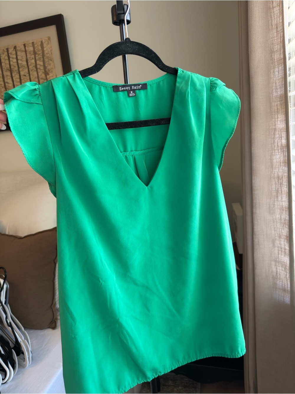 Kelly Green V-Neck Flutter Sleeve Top